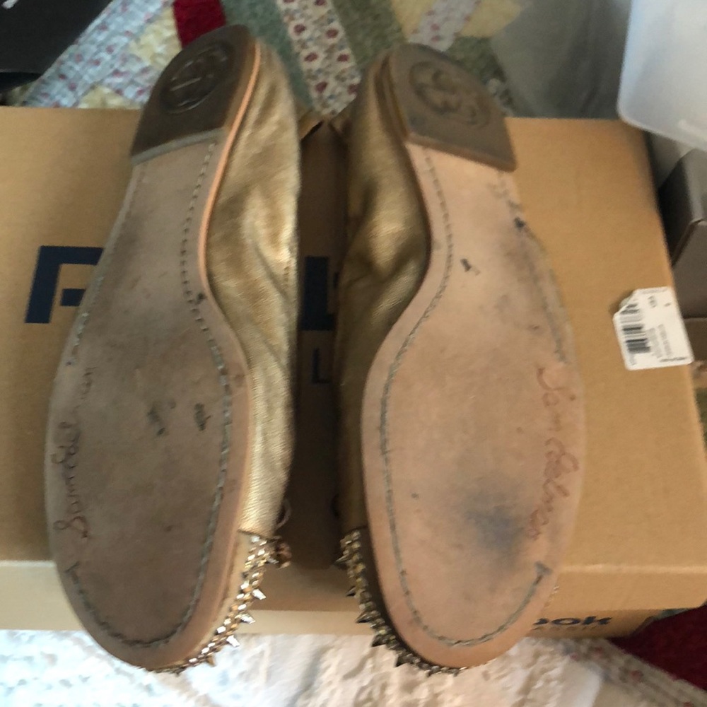 Flats - Picture 2 of 3